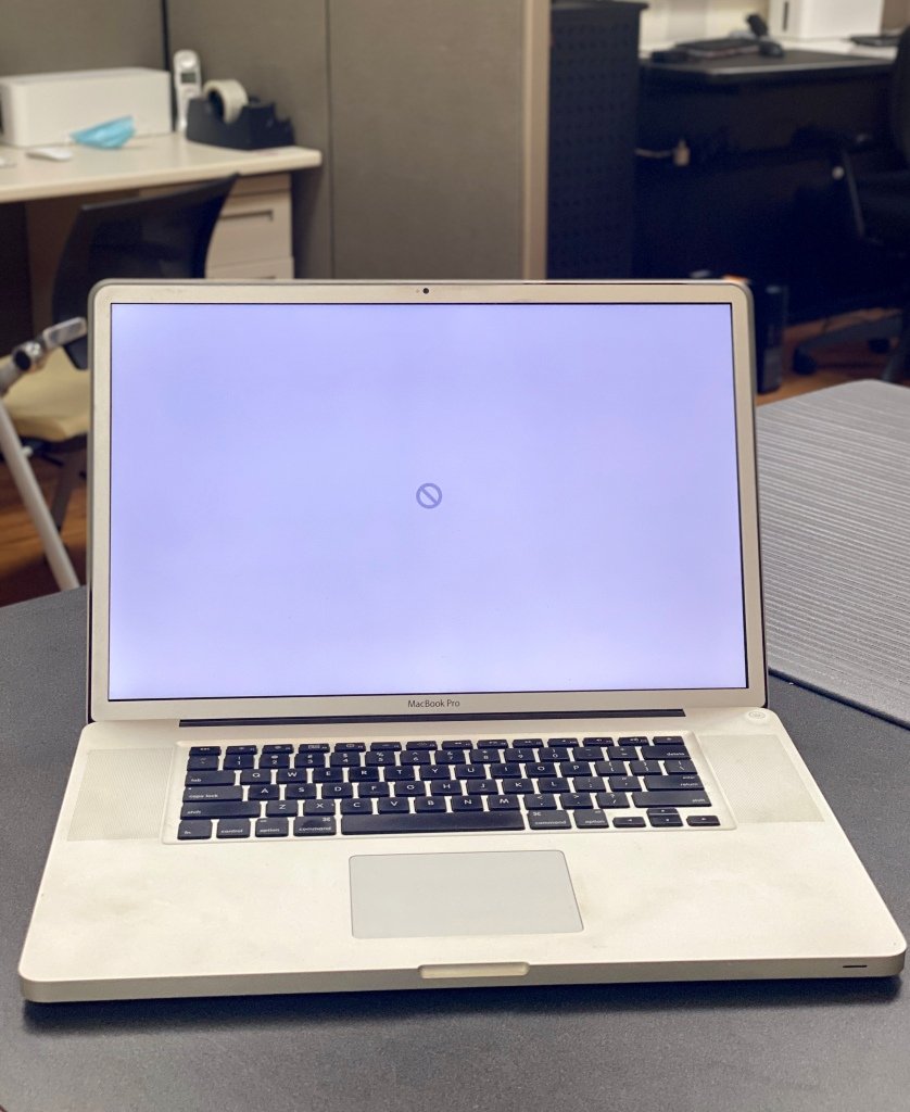 Apple Macbook stuck at prohibitory sign